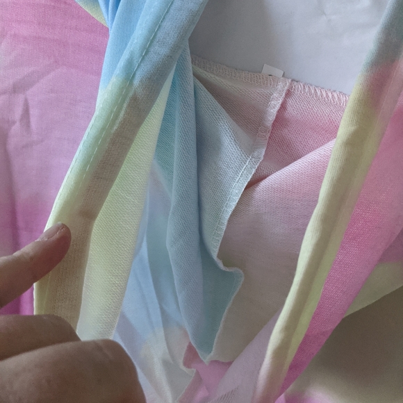 Lightweight Boutique cropped hoodie - Picture 5 of 8